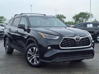 2022 Toyota Highlander for sale in Cincinnati OH
