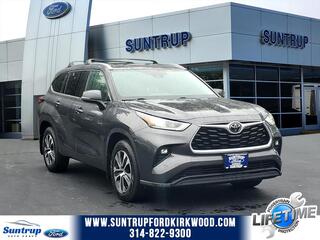 2020 Toyota Highlander for sale in Kirkwood MO