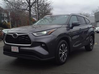 2021 Toyota Highlander for sale in Lexington MA