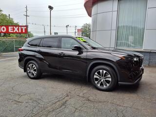 2022 Toyota Highlander for sale in Little Falls NJ