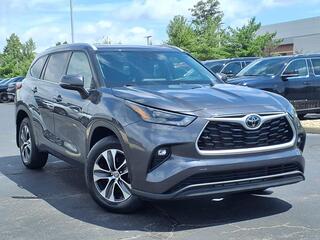 2022 Toyota Highlander for sale in Cincinnati OH