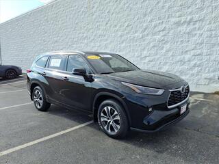 2022 Toyota Highlander for sale in Bourbonnais IL