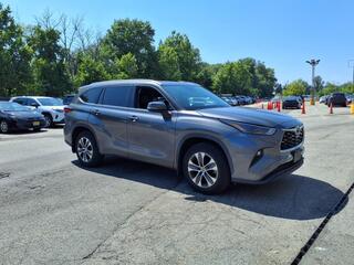 2022 Toyota Highlander for sale in Little Falls NJ