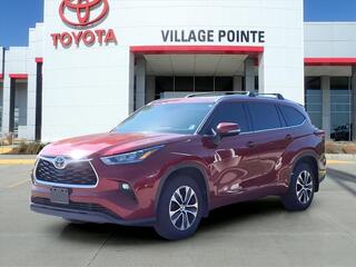 2020 Toyota Highlander for sale in Elkhorn NE