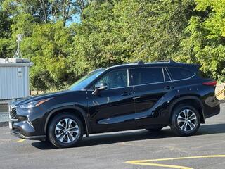 2022 Toyota Highlander for sale in Cincinnati OH