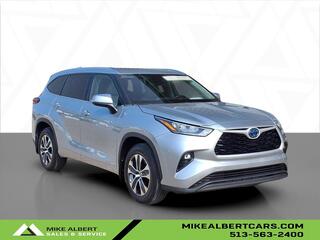 2020 Toyota Highlander Hybrid for sale in Cincinnati OH