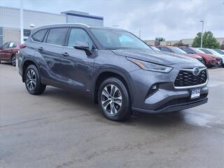 2021 Toyota Highlander Hybrid for sale in Marlboro MA