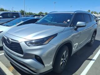 2021 Toyota Highlander for sale in Chandler AZ