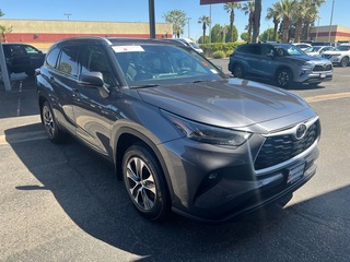 2022 Toyota Highlander for sale in Lancaster CA