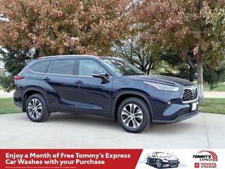 2022 Toyota Highlander for sale in Grimes IA