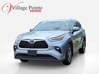 2021 Toyota Highlander for sale in Elkhorn NE