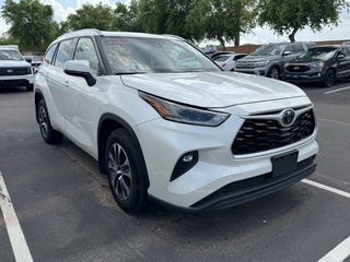 2021 Toyota Highlander for sale in Gilbert AZ