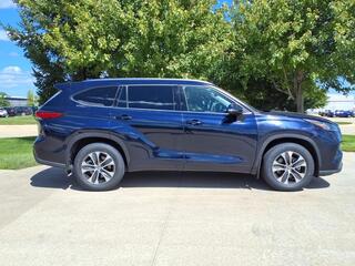 2020 Toyota Highlander for sale in Grimes IA