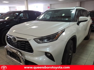 2021 Toyota Highlander for sale in Woodside NY