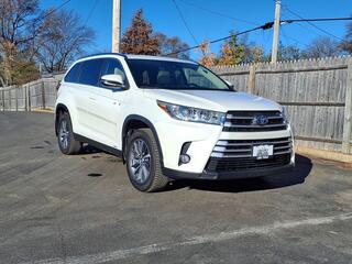 2019 Toyota Highlander Hybrid for sale in Kirkwood MO