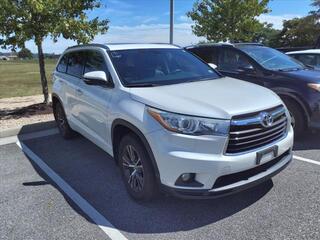 2016 Toyota Highlander