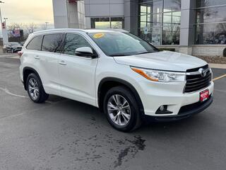 2014 Toyota Highlander for sale in Janesville WI