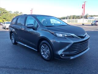 2025 Toyota Sienna
