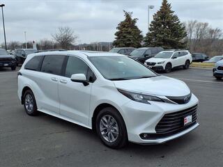 2025 Toyota Sienna