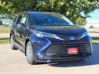 2025 Toyota Sienna for sale in Grimes IA