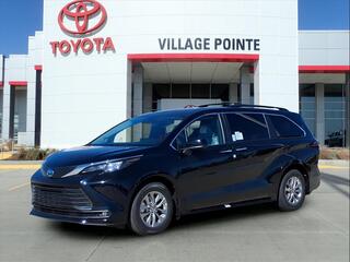 2025 Toyota Sienna for sale in Elkhorn NE