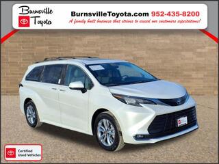 2024 Toyota Sienna for sale in Burnsville MN