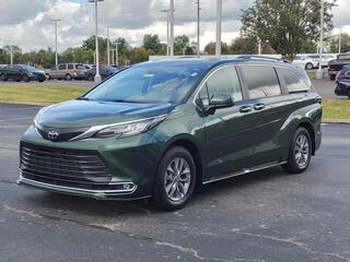 2023 Toyota Sienna for sale in Florence KY