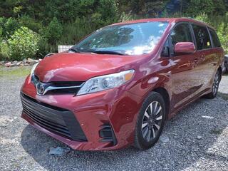 2019 Toyota Sienna for sale in Mount Hope WV