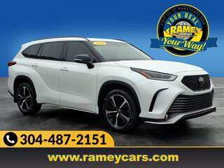 2022 Toyota Highlander for sale in Princeton WV