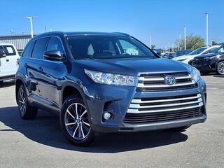 2017 Toyota Highlander for sale in Cincinnati OH