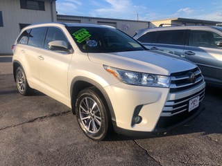 2017 Toyota Highlander for sale in Athens AL