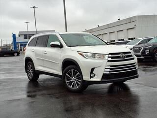 2019 Toyota Highlander for sale in Owasso OK