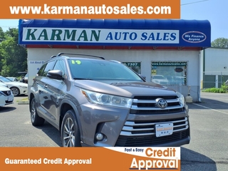 2019 Toyota Highlander for sale in Lowell MA