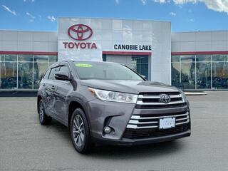 2018 Toyota Highlander for sale in Salem NH