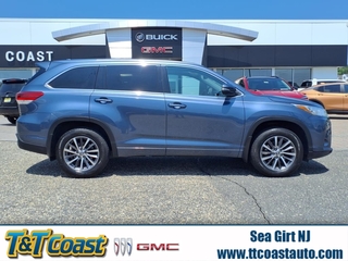 2017 Toyota Highlander
