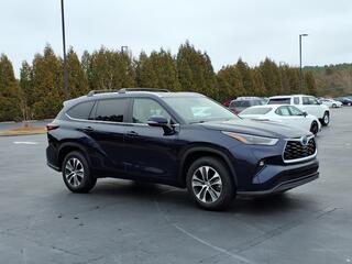 2024 Toyota Highlander Hybrid