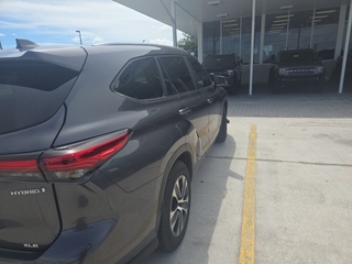 2023 Toyota Highlander Hybrid for sale in Mission Hills CA