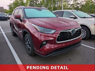 2023 Toyota Highlander Hybrid for sale in Charleston SC