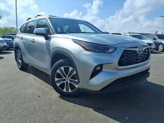 2023 Toyota Highlander Hybrid for sale in Cincinnati OH