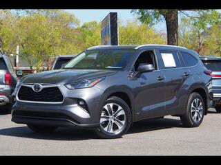 2025 Toyota Highlander Hybrid