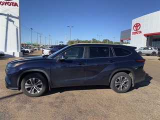 2023 Toyota Highlander for sale in Jackson MS
