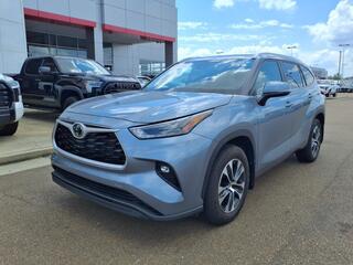 2023 Toyota Highlander for sale in Jackson MS