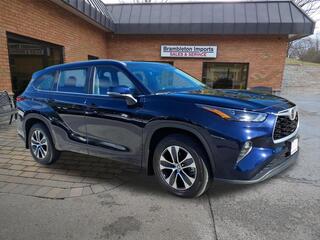 2023 Toyota Highlander for sale in Roanoke VA