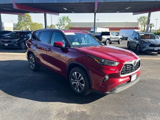 2023 Toyota Highlander for sale in Lancaster CA