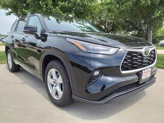 2024 Toyota Highlander for sale in Grimes IA