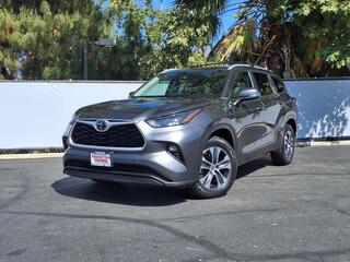 2023 Toyota Highlander for sale in Thousand Oaks CA