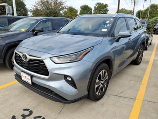 2023 Toyota Highlander for sale in Brady TX