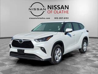 2023 Toyota Highlander for sale in Olathe KS