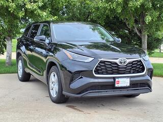 2023 Toyota Highlander for sale in Grimes IA