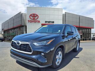 2023 Toyota Highlander for sale in Lansing MI